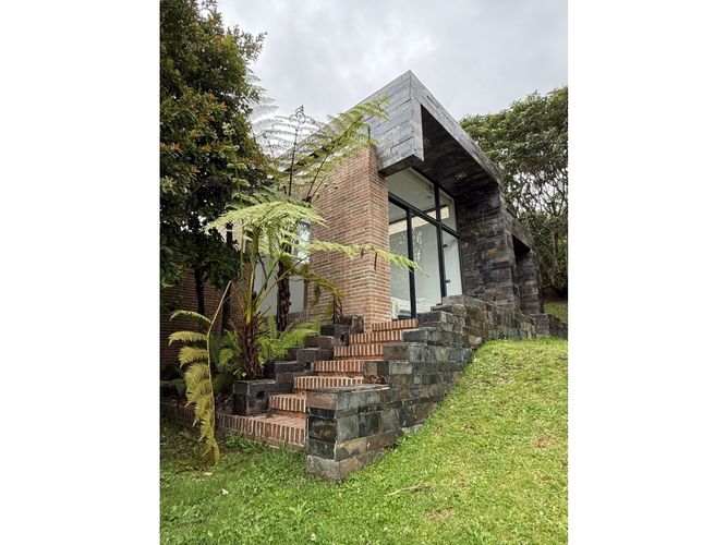 Casa de 3 alcobas en venta en Santa Isabel, La Calera, 332 m² · foto 10 de 24