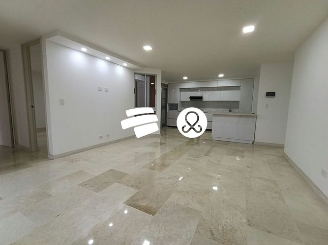 Apartamento de 3 alcobas en venta en Belén, Medellín, 117 m² · foto 2 de 22