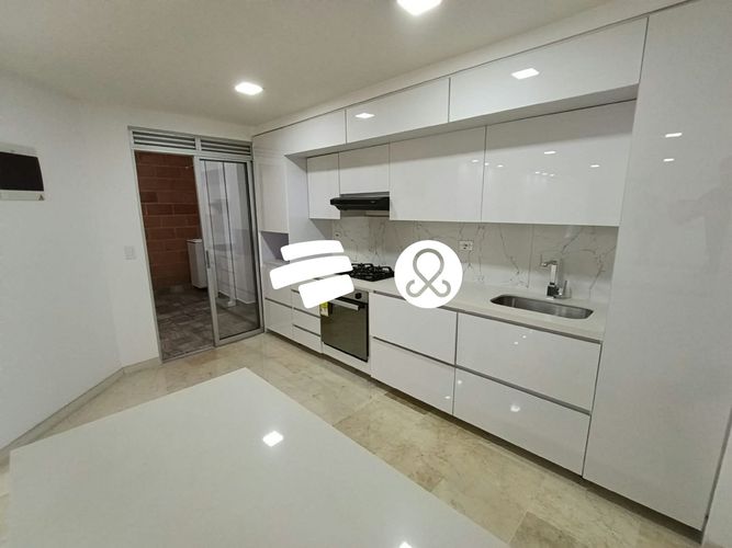 Apartamento de 3 alcobas en venta en Belén, Medellín, 117 m² · foto 7 de 22