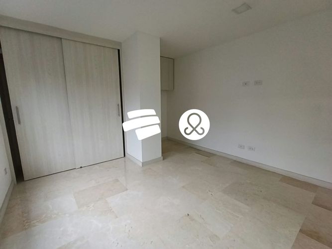 Apartamento de 3 alcobas en venta en Belén, Medellín, 117 m² · foto 12 de 22