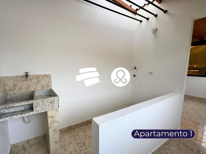 Casa de 5 alcobas en venta en Florencia, Medellín, 150 m² · foto 10 de 20
