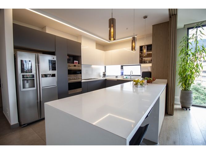 Apartamento de 3 alcobas en venta en La Cabrera, Bogotá, 220 m² · foto 7 de 24