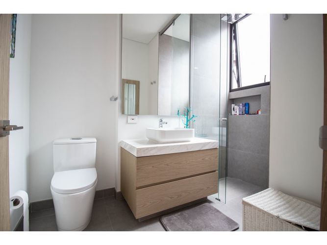 Apartamento de 3 alcobas en venta en La Cabrera, Bogotá, 220 m² · foto 10 de 24