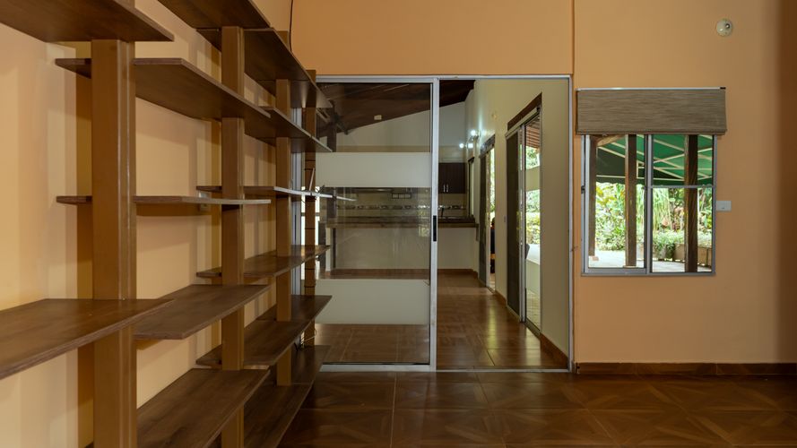 Casa de 3 alcobas en venta en San Antonio, Jamundí, 207 m² · foto 5 de 20