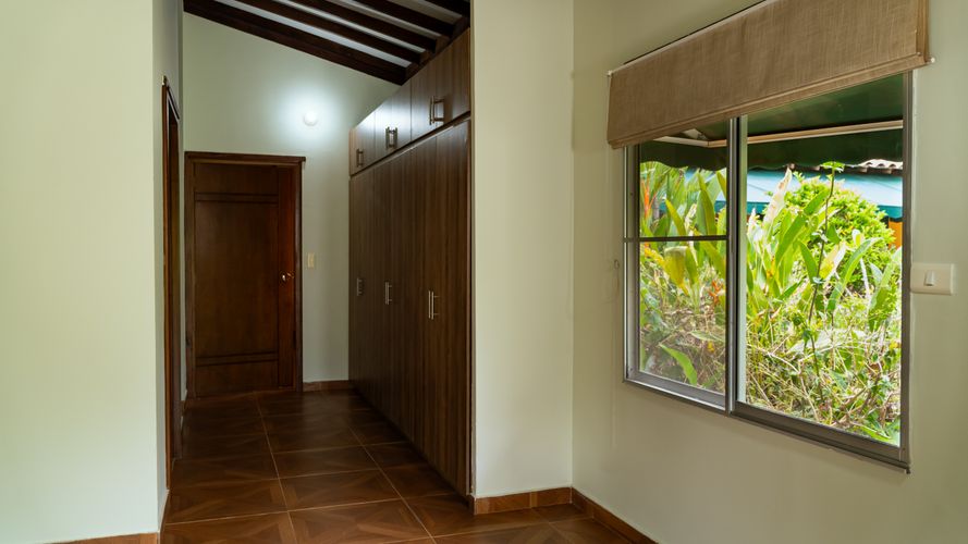 Casa de 3 alcobas en venta en San Antonio, Jamundí, 207 m² · foto 8 de 20