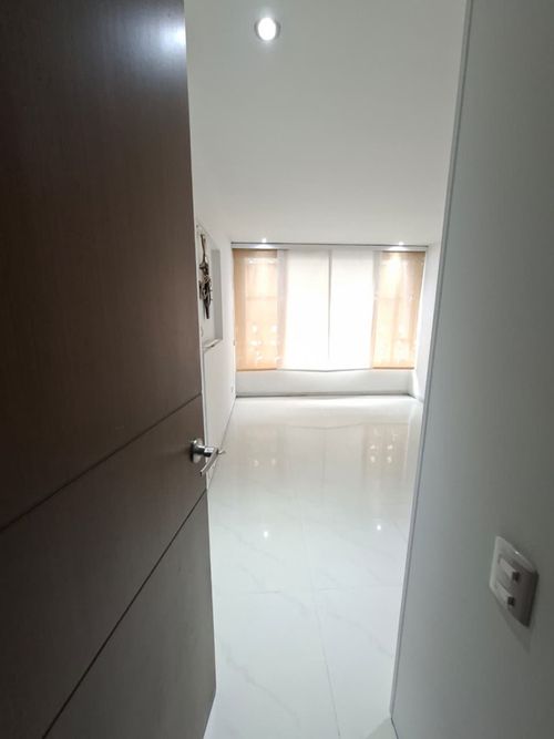Apartamento de 2 alcobas en venta en El Retiro, Bogotá, 65 m² · foto 6 de 20
