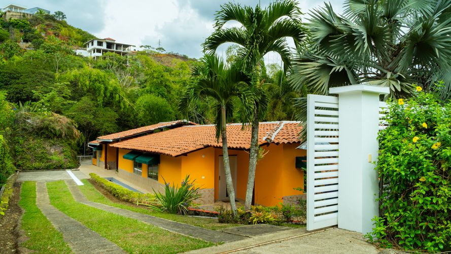Casa de 3 alcobas en venta en San Antonio, Jamundí, 207 m² · foto 18 de 20