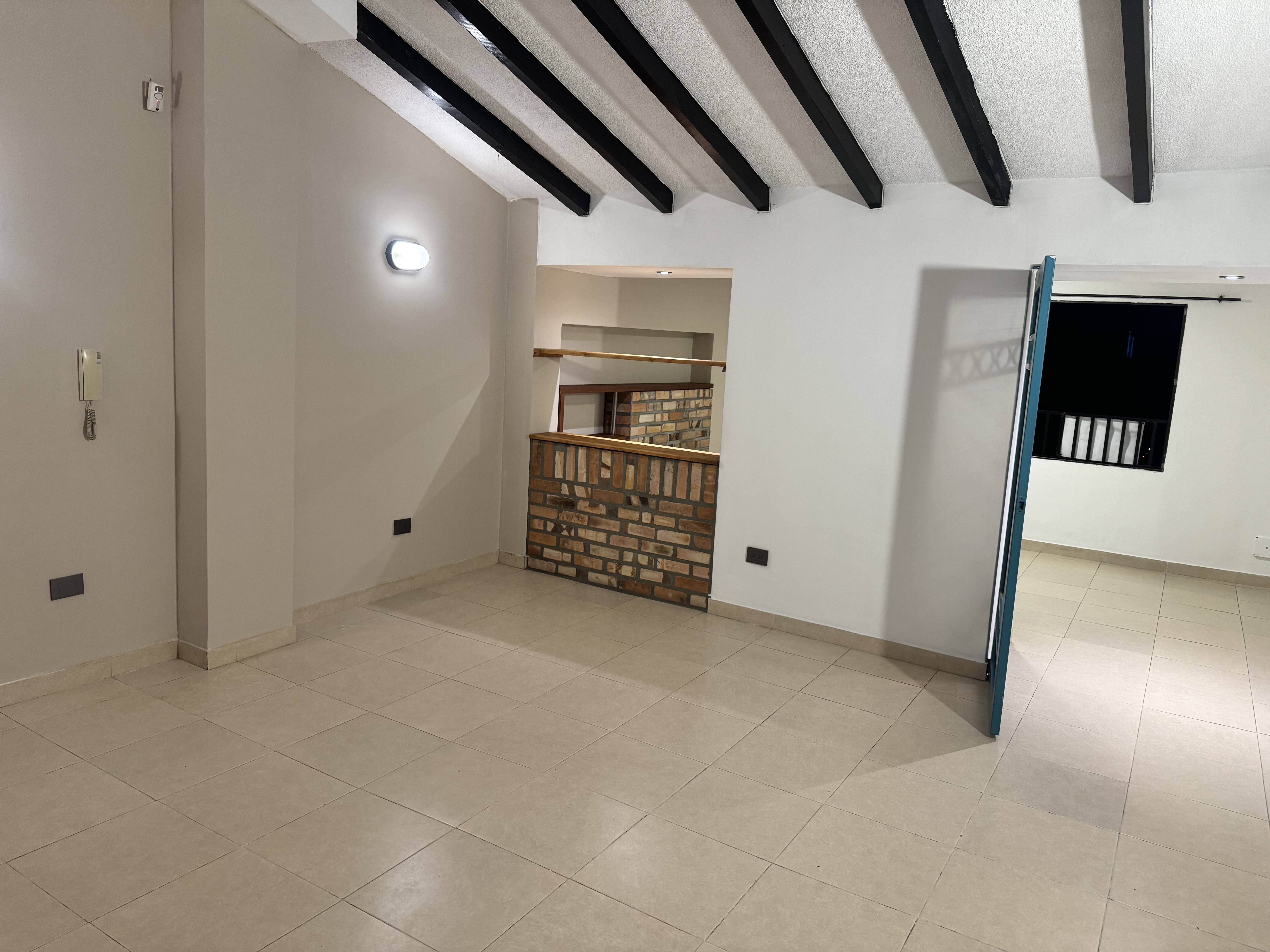 Apartaestudio en Arriendo en El gran limonar, Cali