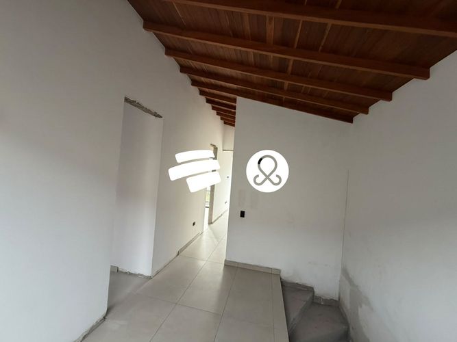 Casa de 3 alcobas en venta en Lomitas, La Ceja, 122 m² · foto 4 de 14