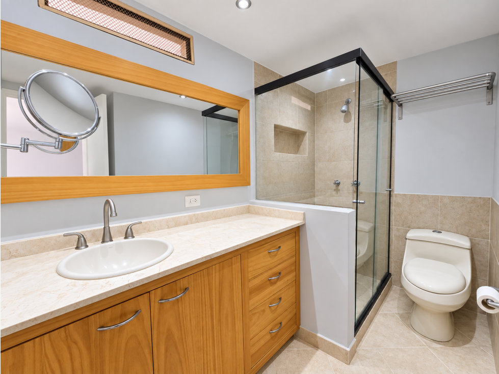 Apartamento en venta en El Poblado, Medellín · foto 9 de 16