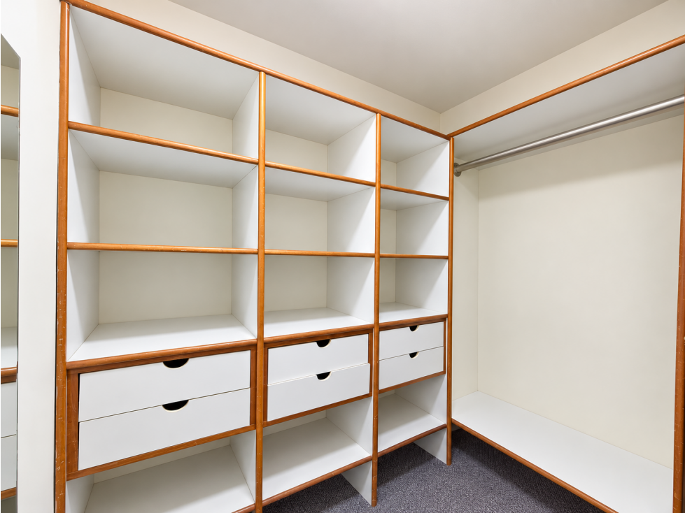 Apartamento en venta en El Poblado, Medellín · foto 10 de 16