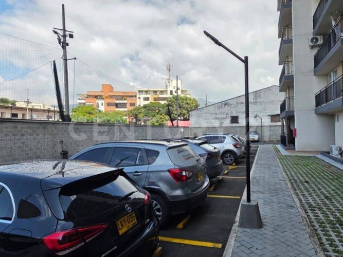 Apartamento de 1 alcoba en venta en La Flora, Cali, 40 m² · foto 4 de 20