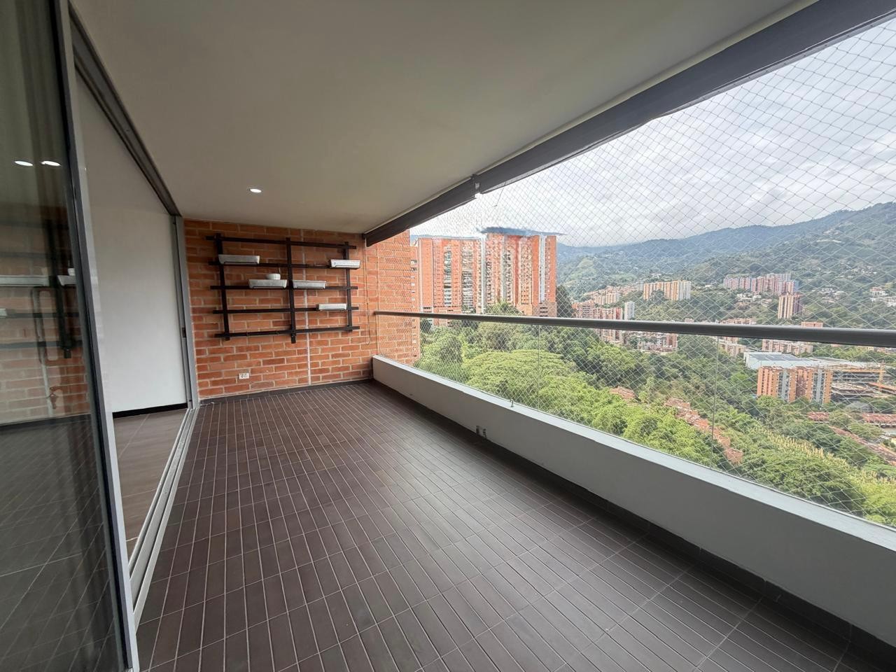 Apartamento en venta en Camino Verde, Envigado · foto 5 de 22