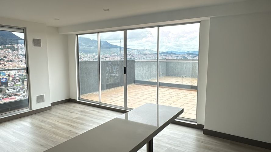 Apartaestudio en venta en El Liston, Bogotá, 75 m² · foto 2 de 7