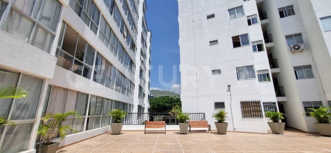 Apartamento de 2 alcobas en venta en Santa Teresita, Cali, 54 m² · foto 2 de 11