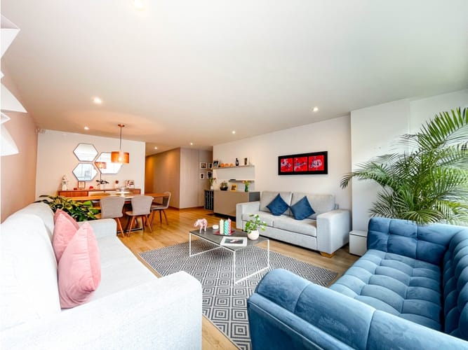 Apartamento en venta en Santa Barbara, Bogotá · foto 2 de 18