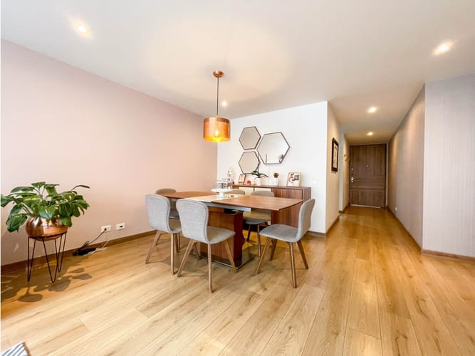 Apartamento en venta en Santa Barbara, Bogotá · foto 6 de 18