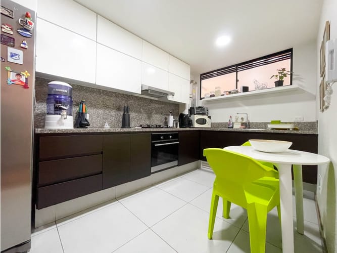 Apartamento en venta en Santa Barbara, Bogotá · foto 8 de 18