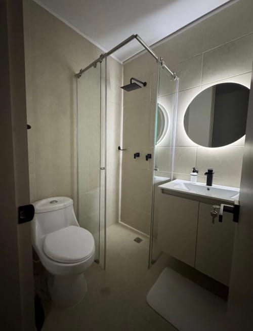 Apartamento de 1 alcoba en venta en Los Cedros, Bogotá, 25 m² · foto 2 de 16