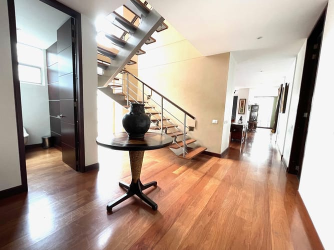 Apartamento de 3 alcobas en venta en Bosque Medina, Bogotá, 275 m² · foto 3 de 24