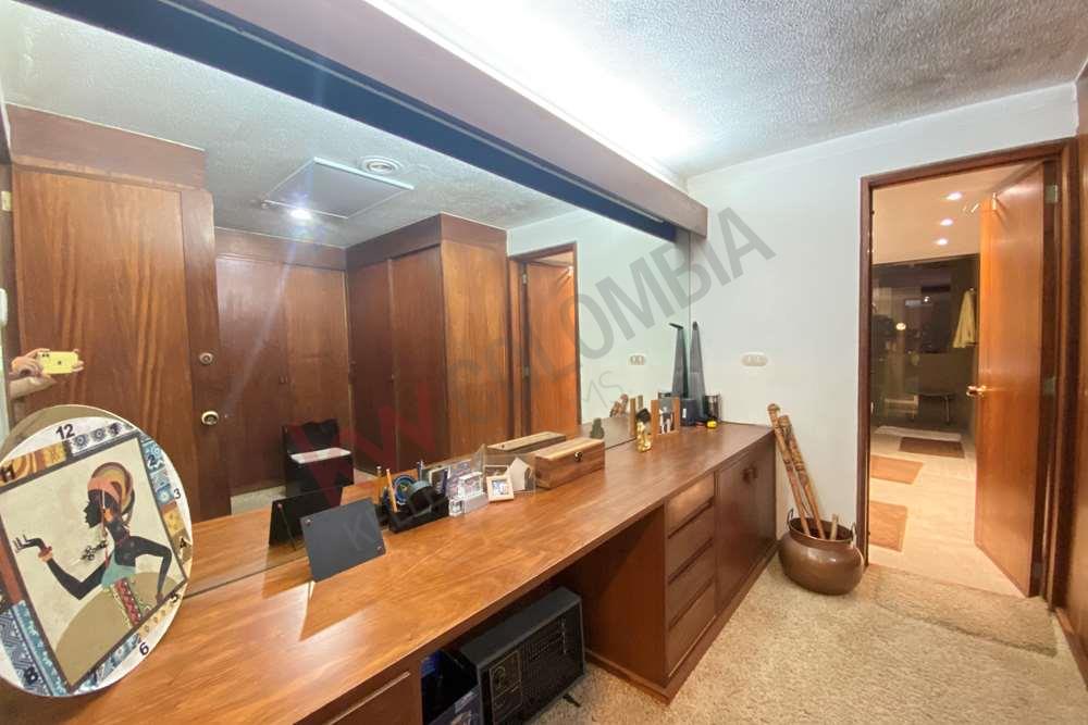 Apartamento en venta en Chico, Bogotá · foto 7 de 24