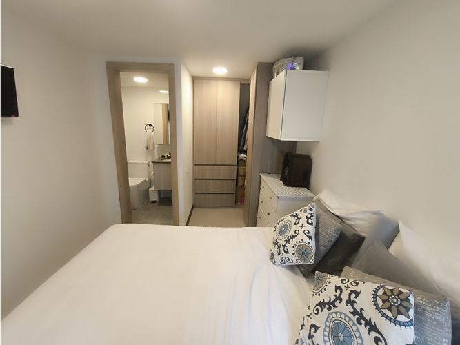 Apartamento de 2 alcobas en venta en Valle Del Lili, Cali, 62 m² · foto 11 de 12
