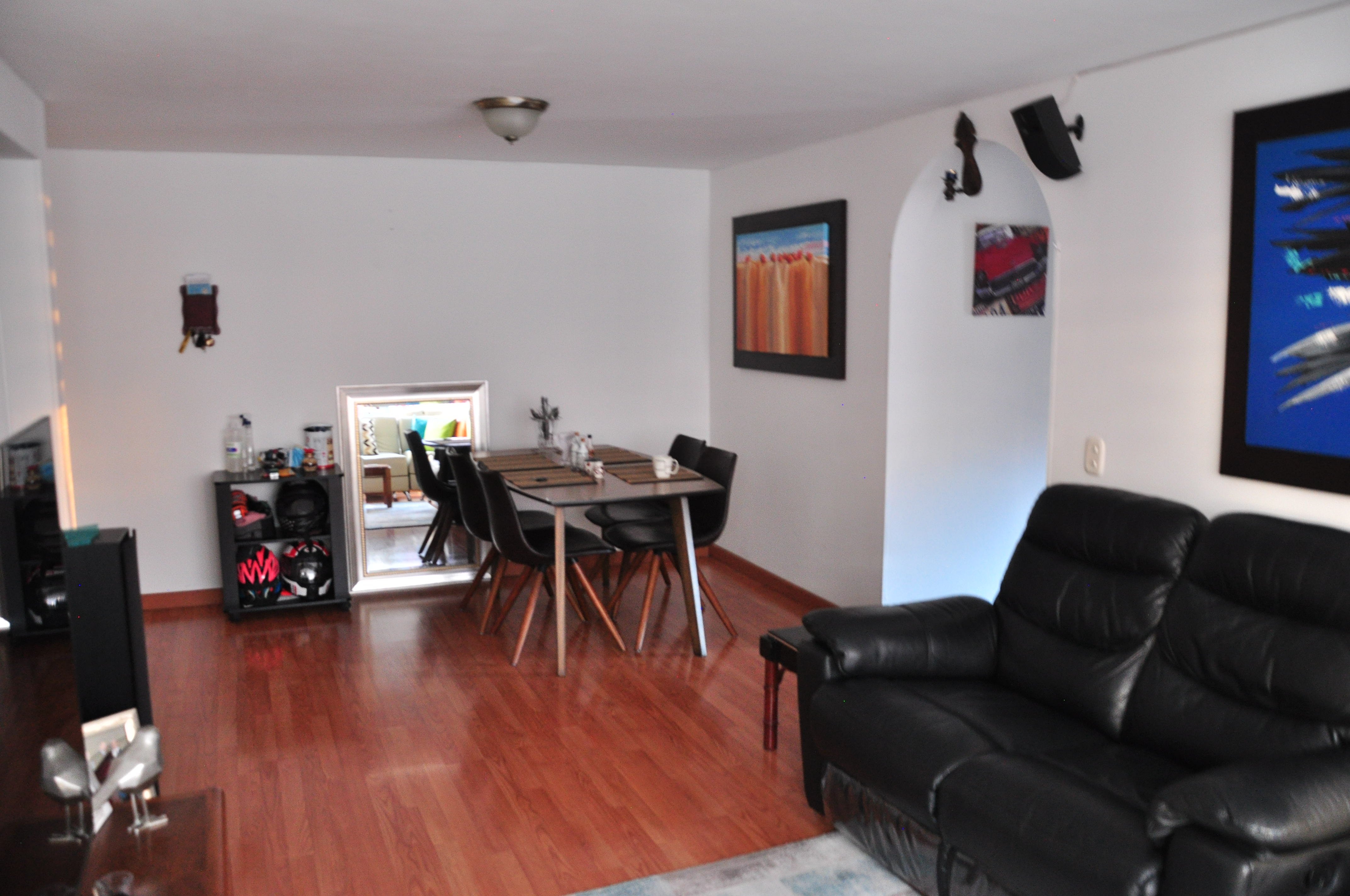 Apartamento en venta en Cedritos, Bogotá · foto 8 de 18