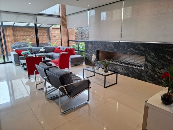 Casa de 4 alcobas en venta en Bojaca, Chía, 253 m² · foto 10 de 24