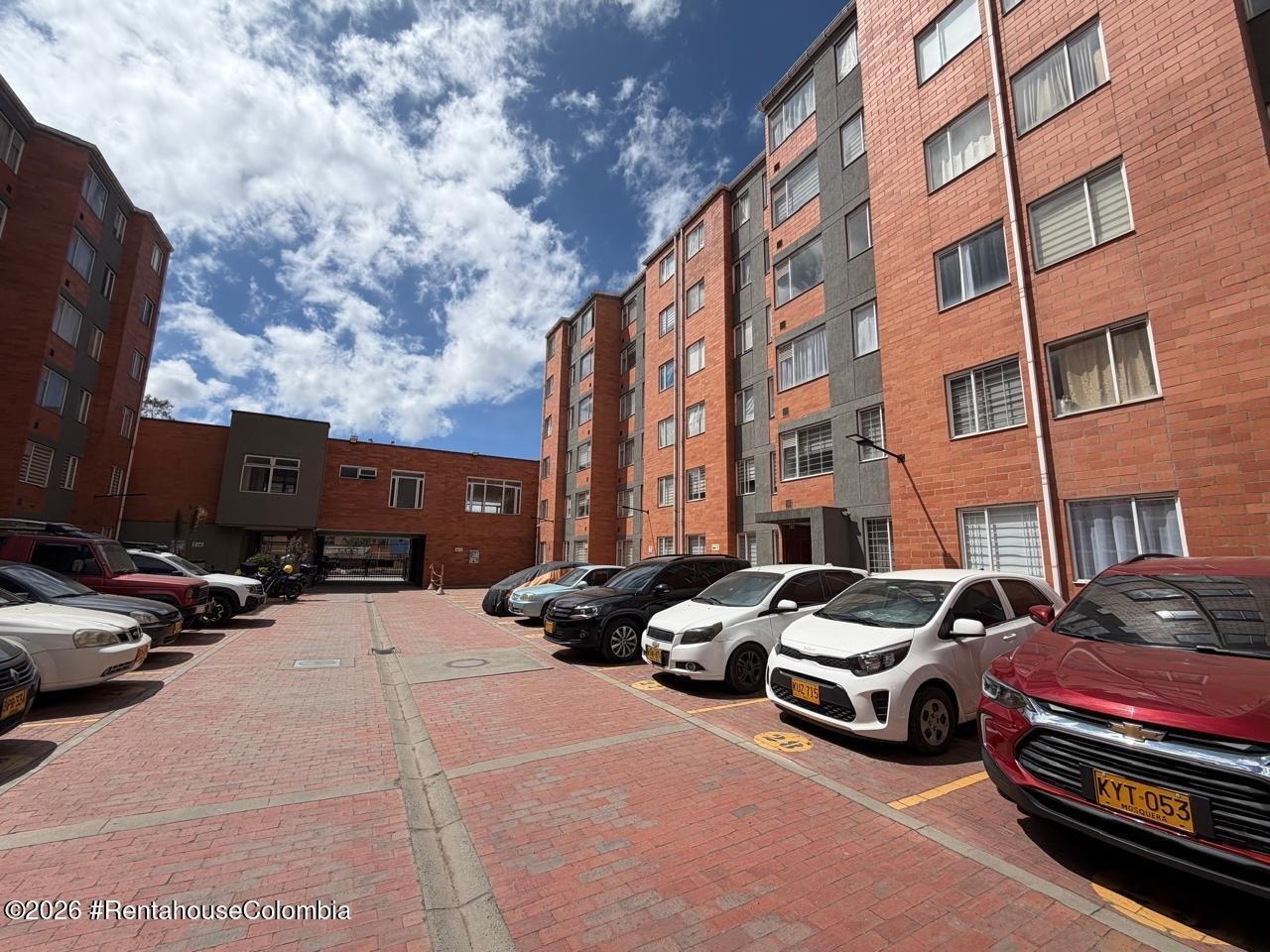 Apartamento en venta en Fontibon, Bogotá · foto 3 de 16