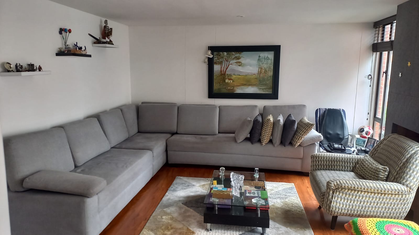 Apartamento en venta en Chico Norte, Bogotá · foto 2 de 14