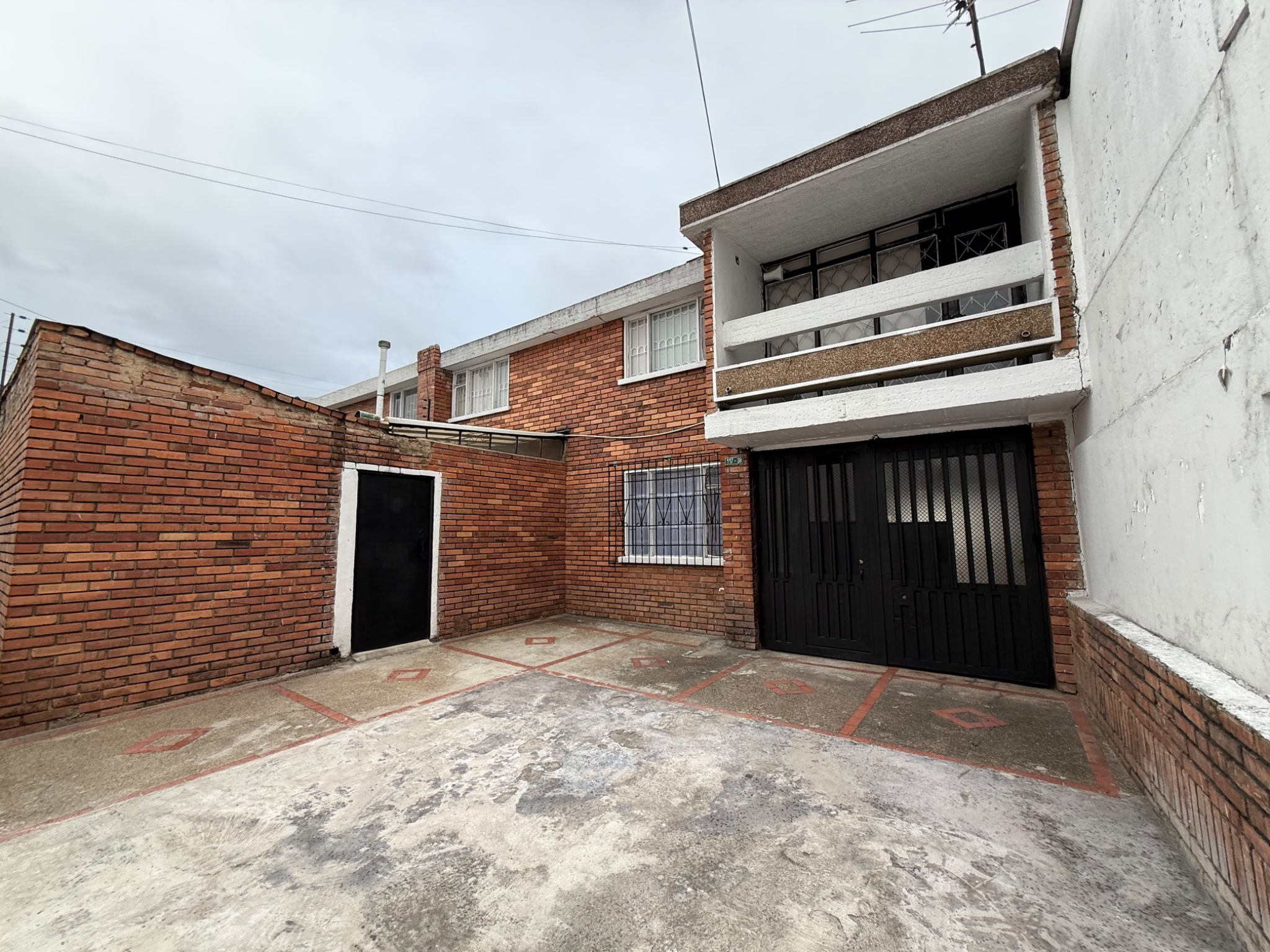 House for rent in San Nicolas, Bogotá