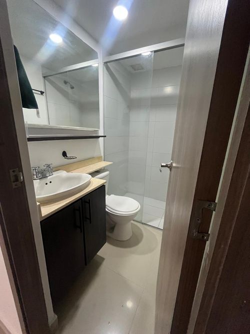 Apartamento de 3 alcobas en venta en Las Lomitas, Sabaneta, 99 m² · foto 6 de 13