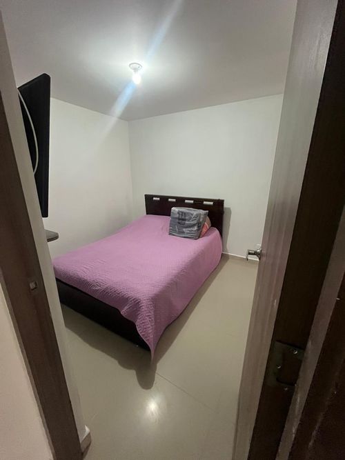 Apartamento de 3 alcobas en venta en Las Lomitas, Sabaneta, 99 m² · foto 9 de 13