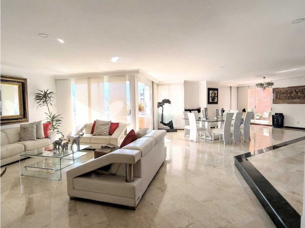 Apartamento en venta en Laureles, Medellín · foto 2 de 24