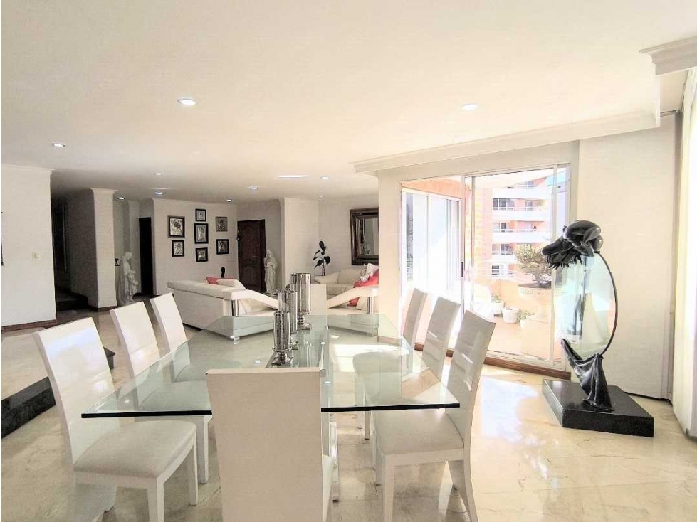 Apartamento en venta en Laureles, Medellín · foto 4 de 24