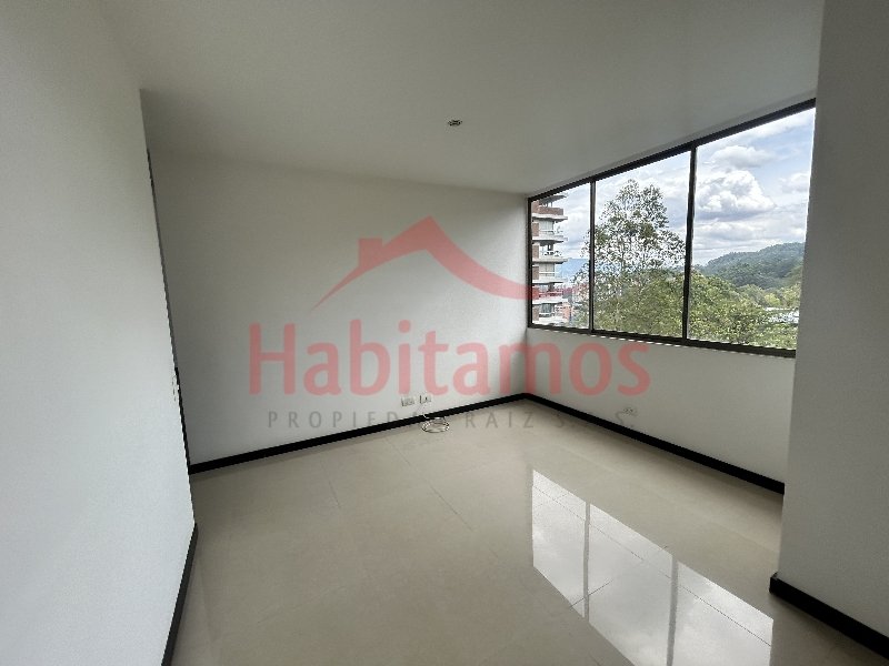 Apartamento en arriendo en Cola Del Zorro, Medellín · foto 12 de 22