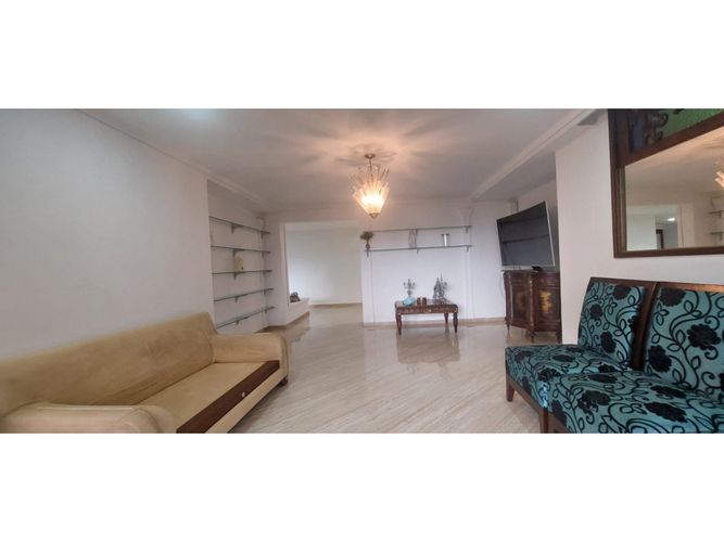 Apartamento de 4 alcobas en venta en Transversal Inferior, Medellín, 420 m² · foto 4 de 24