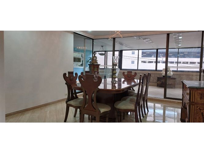 Apartamento de 4 alcobas en venta en Transversal Inferior, Medellín, 420 m² · foto 6 de 24
