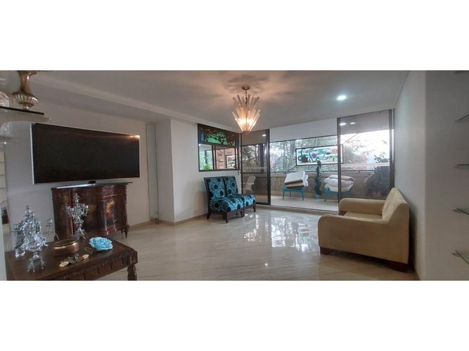 Apartamento de 4 alcobas en venta en Transversal Inferior, Medellín, 420 m² · foto 14 de 24