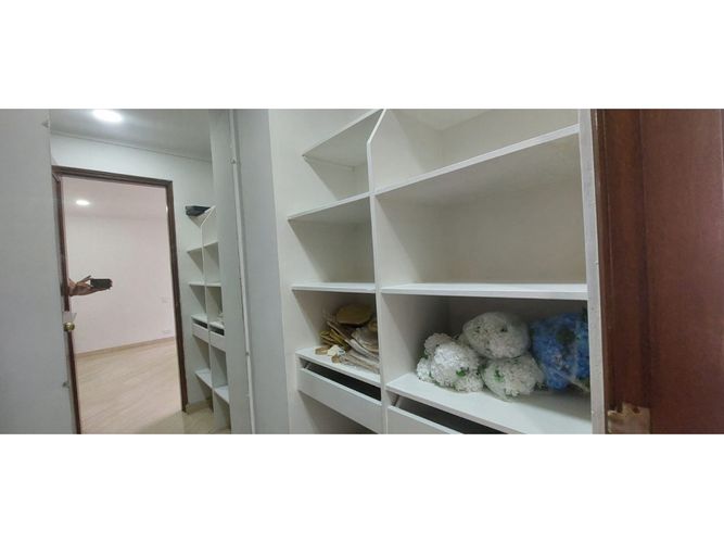 Apartamento de 4 alcobas en venta en Transversal Inferior, Medellín, 420 m² · foto 20 de 24