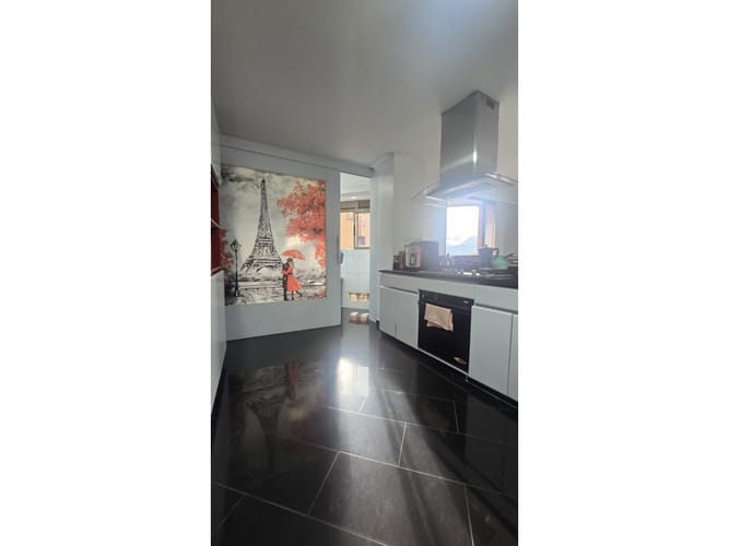 Apartamento de 4 alcobas en venta en Castropol, Medellín, 144 m² · foto 2 de 24
