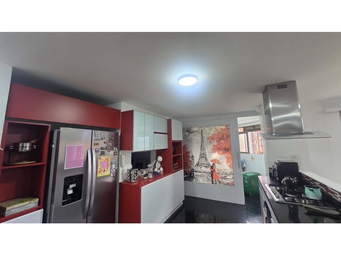 Apartamento de 4 alcobas en venta en Castropol, Medellín, 144 m² · foto 3 de 24