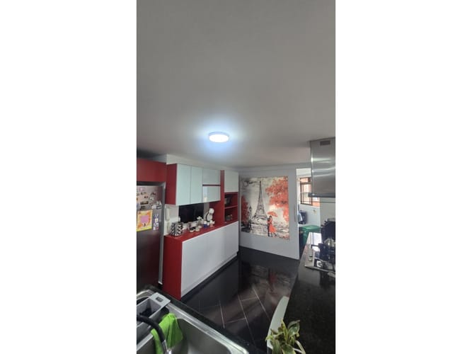 Apartamento de 4 alcobas en venta en Castropol, Medellín, 144 m² · foto 4 de 24