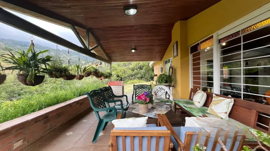 Casa de 3 alcobas en venta en Los Salados, El Retiro · foto 22 de 24
