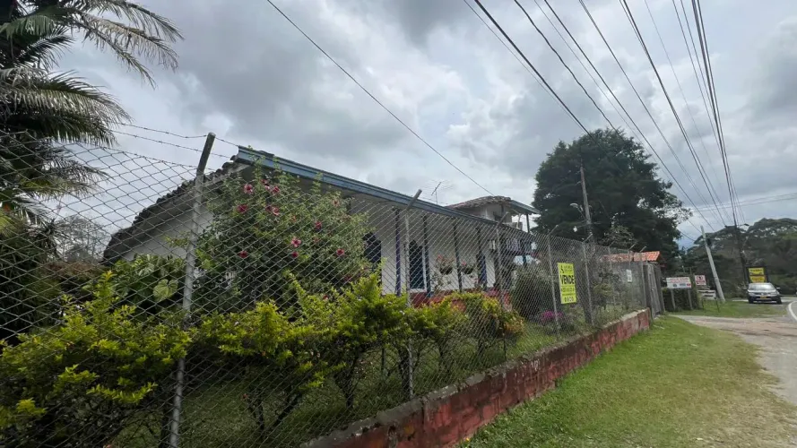 Casa de 7 alcobas en venta en Llano Grande, Rionegro, 456 m² · foto 5 de 10