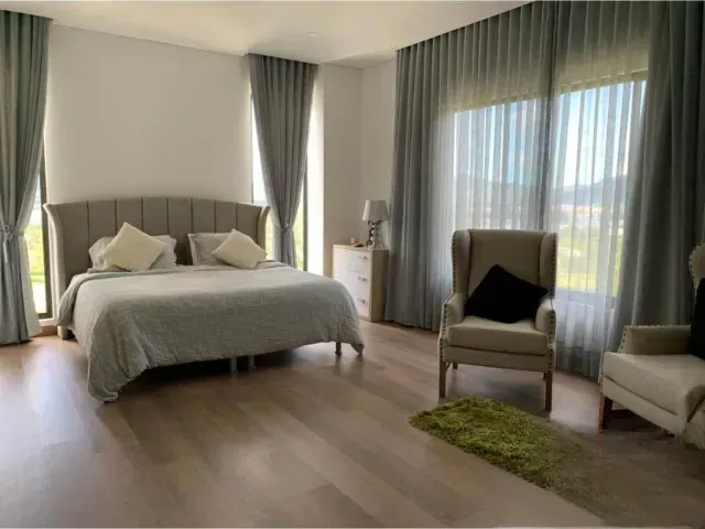 Casa de 6 alcobas en venta en Guamito, La Ceja · foto 2 de 24