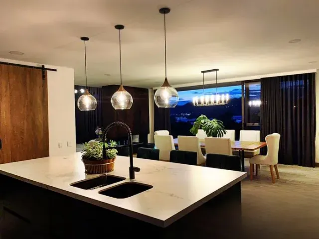 Casa de 6 alcobas en venta en Guamito, La Ceja · foto 12 de 24
