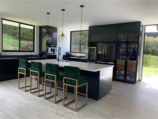 Casa de 6 alcobas en venta en Guamito, La Ceja · foto 23 de 24