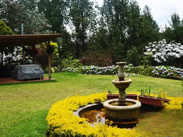 Casa en venta en Loma Del Escobero, Envigado · foto 4 de 13