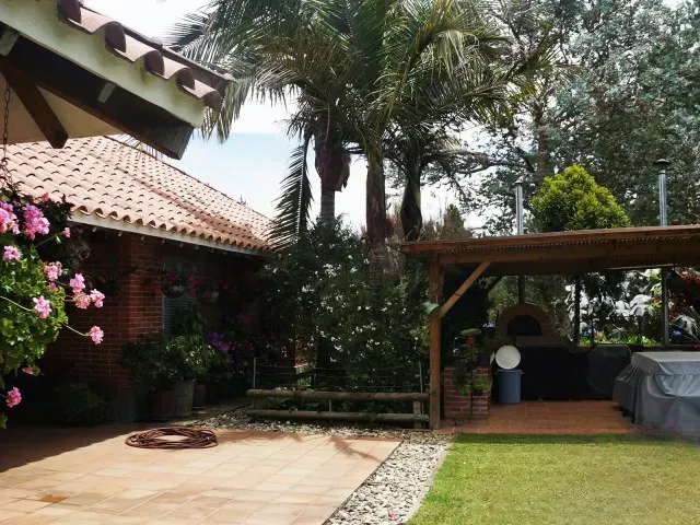 Casa en venta en Loma Del Escobero, Envigado · foto 5 de 13